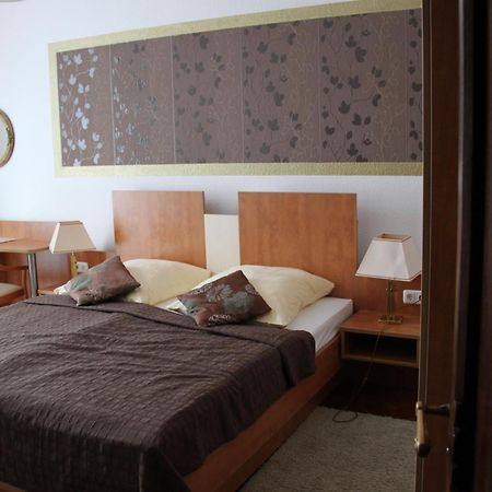 Hotel Vier Loewen Traben-Trarbach Ngoại thất bức ảnh