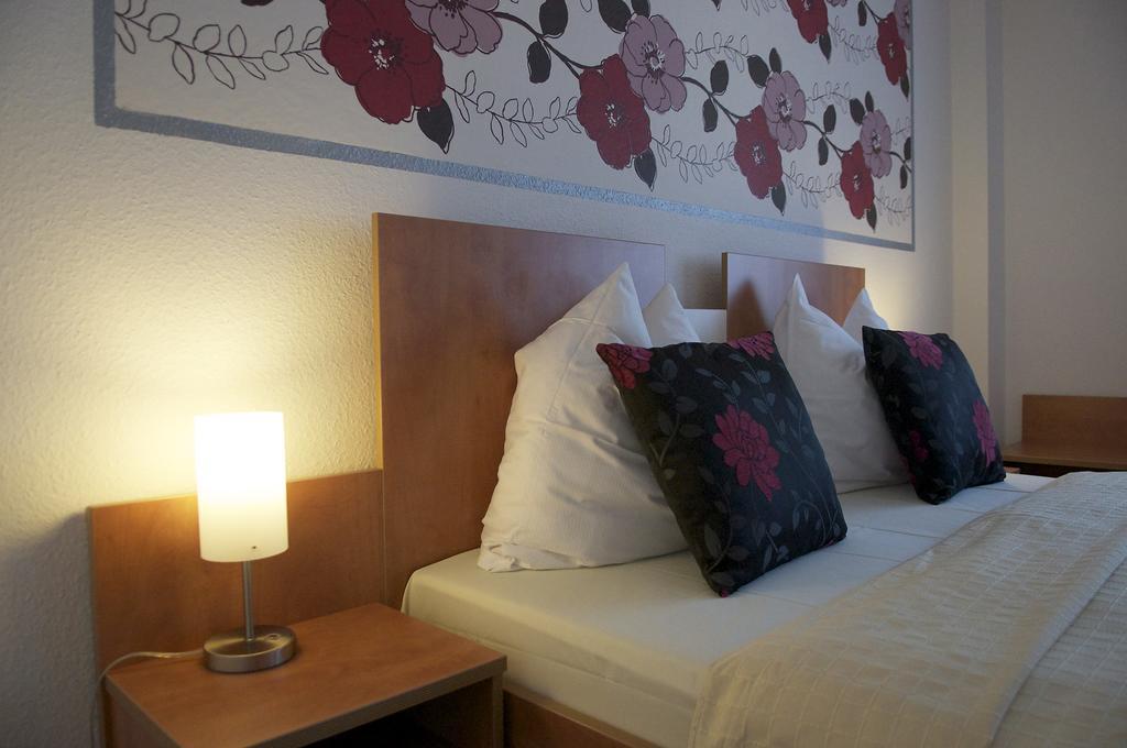 Hotel Vier Loewen Traben-Trarbach Phòng bức ảnh