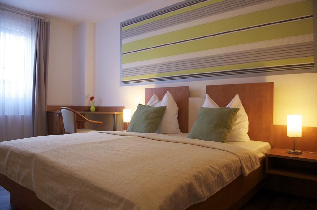 Hotel Vier Loewen Traben-Trarbach Phòng bức ảnh