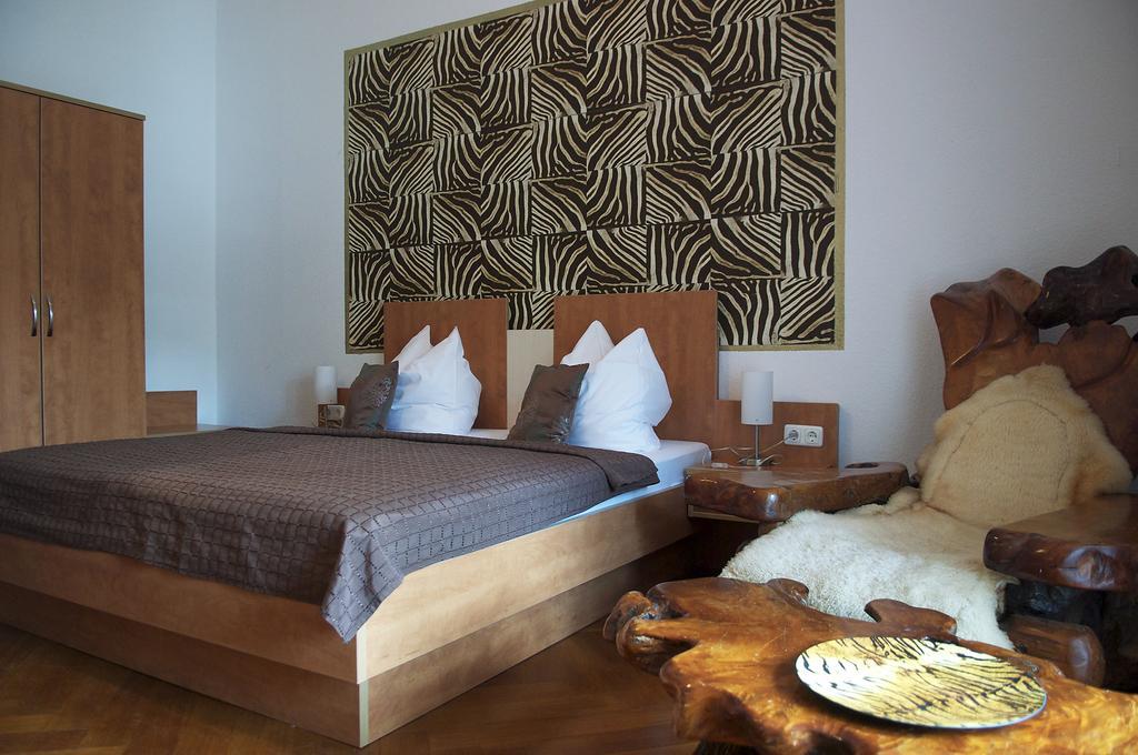 Hotel Vier Loewen Traben-Trarbach Phòng bức ảnh